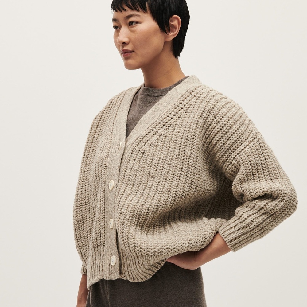 Babaa No 19 Cardigan in Mist